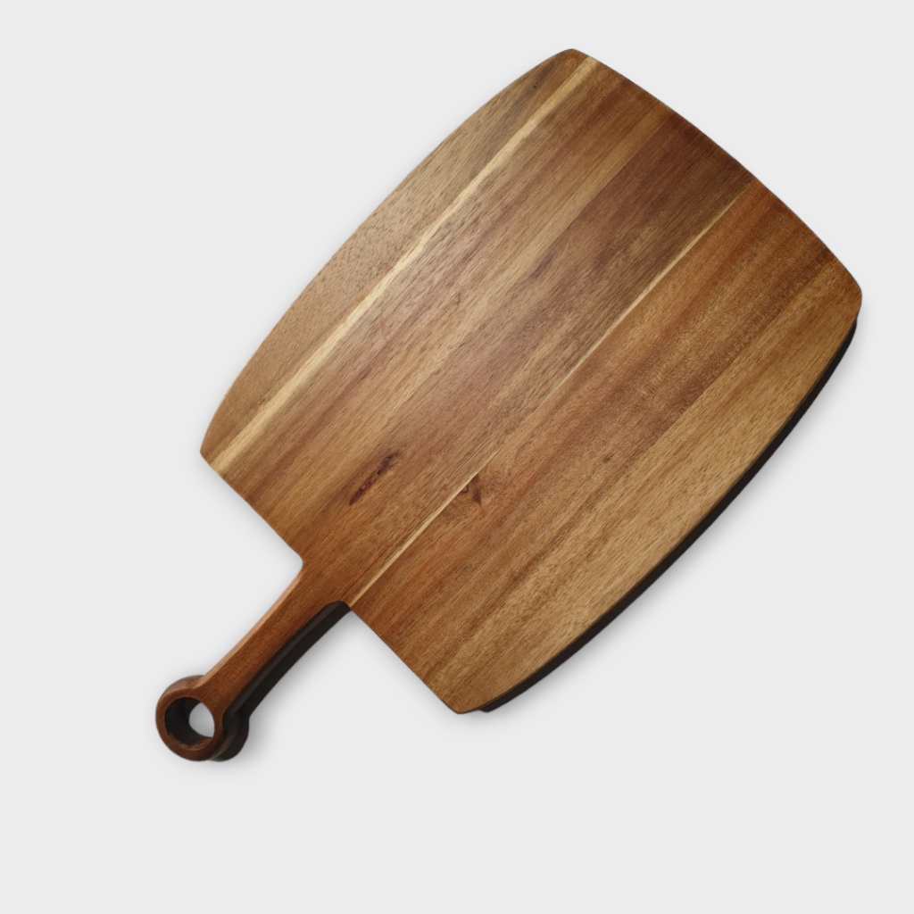 Thớt gỗ có tay cầm IBIE để thái chặt và làm khay trưng bày đồ ăn