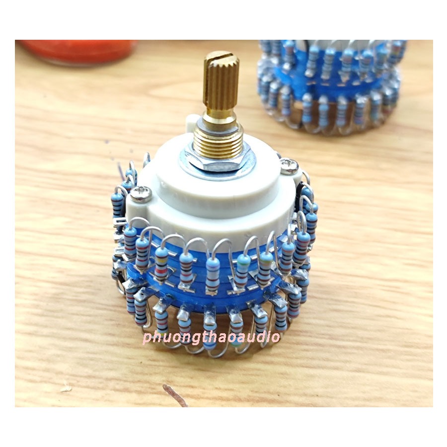 Chiết áp volume 2 kênh 24 bước 100K 250K điện trở KOA 0.25w