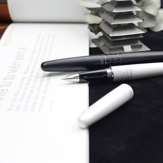 Bút máy Pilot Mr FP-MR2-M-WTG, tip 1.0mm