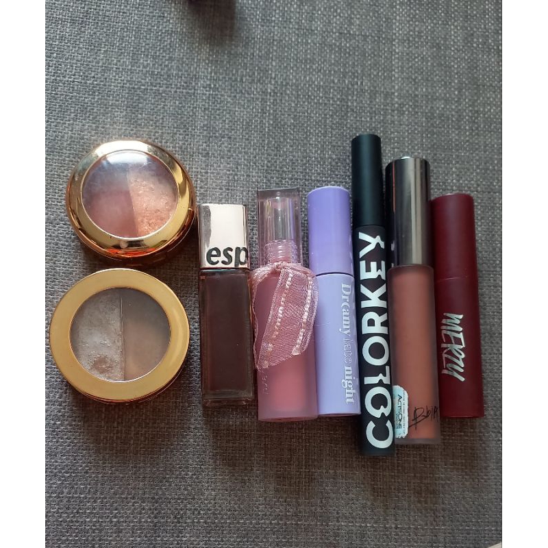 Pass son /phấn mắt