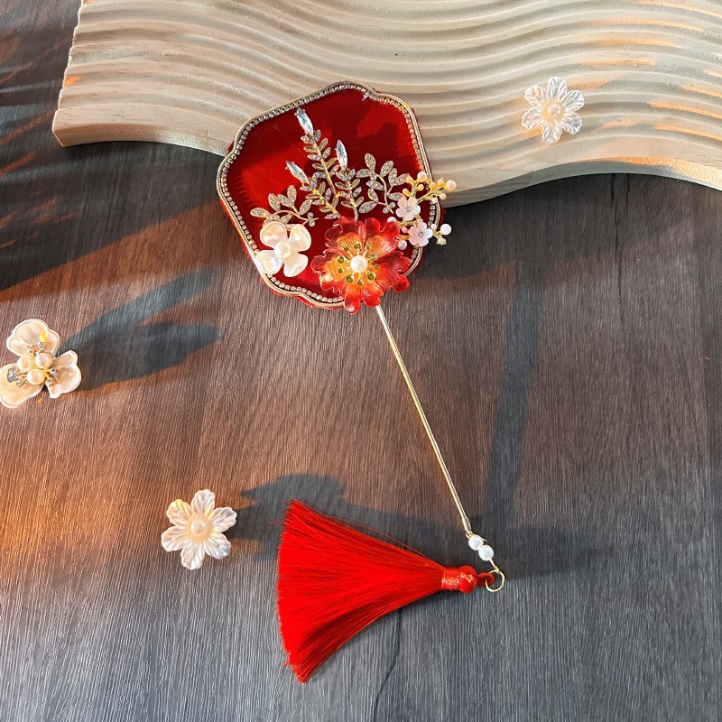 Mẫu Quạt Mini Cầm Tay có 4 mẫu