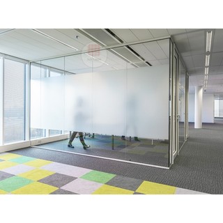 Giấy dán kính mờ văn phòng, decal dán kính mờ cát chống nhìn trộm nhà tắm phòng ngủ phòng khách