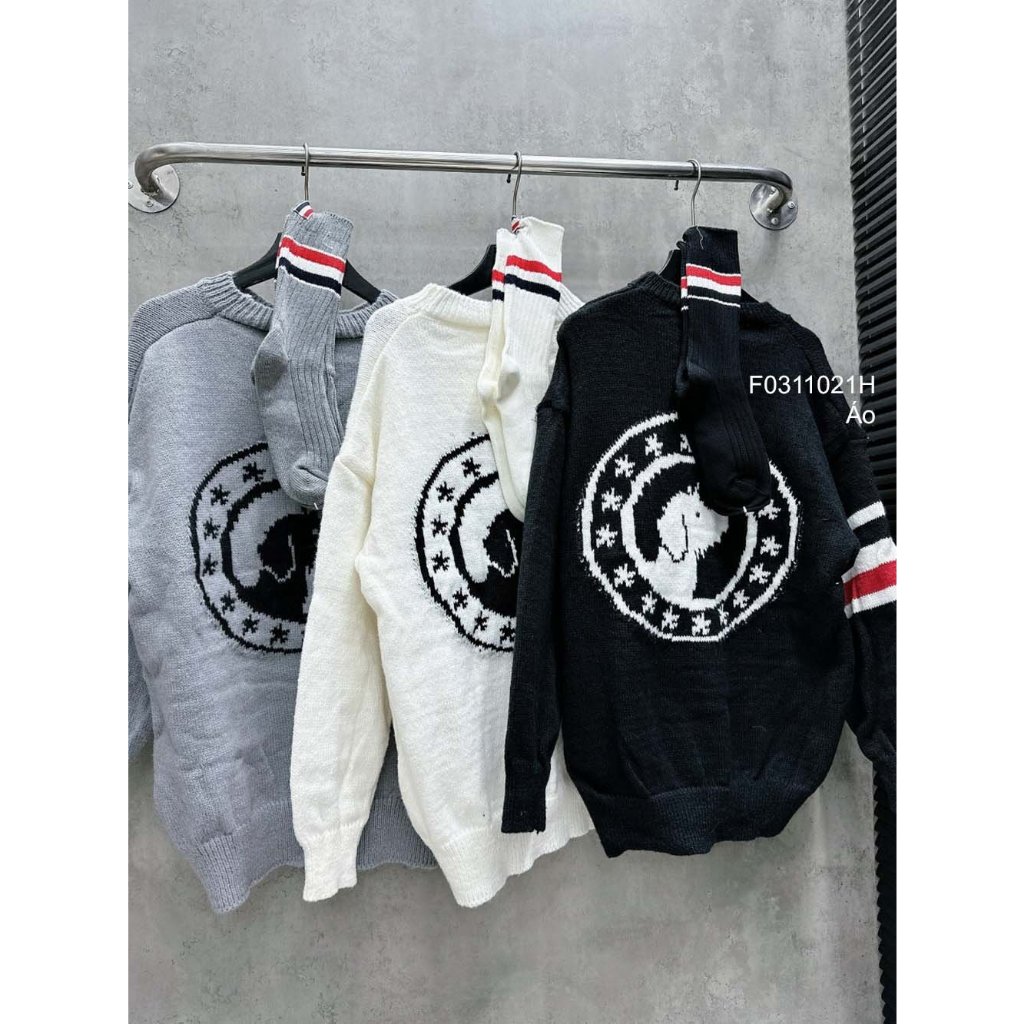Áo len form rộng họa tiết lưng hình chó tay dài phối viền sọc màu bên hàng QC! transtore
