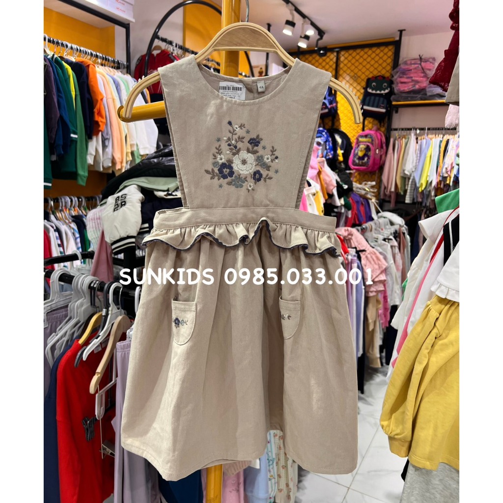 Yếm bé gái Susuncra nâu kaki xuất Hàn