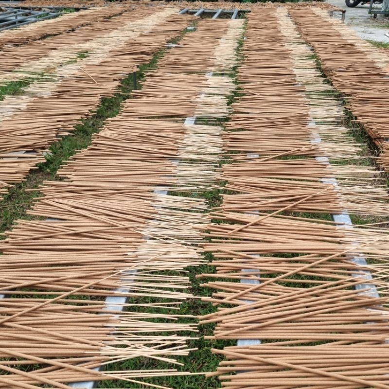 Họp Nhang Trầm 460 Cây Loại Tốt Nhà Âu Lạc Trầm Kiến Tự Nhiên 100% ít Khói Không Hóa Chất Thơm Dịu Ngọt.
