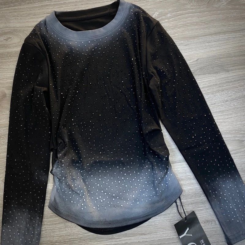 Áo thun đính đá loang hàng QC