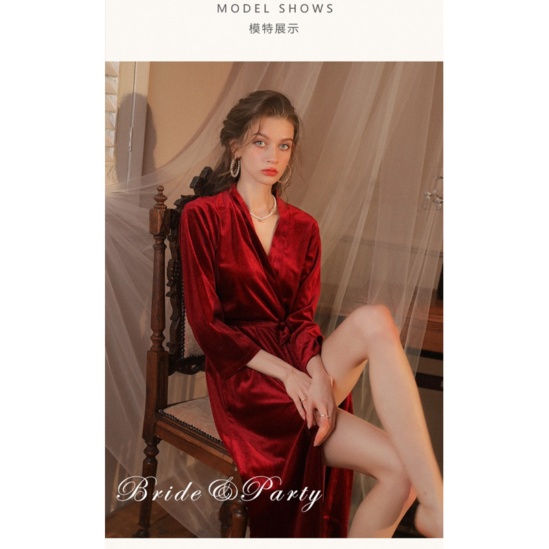 Áo choàng Nhung the đỏ mận sang chảnh cho cô dâu ,makeup,studio,có nhận in/thêu tên theo yêu cầu