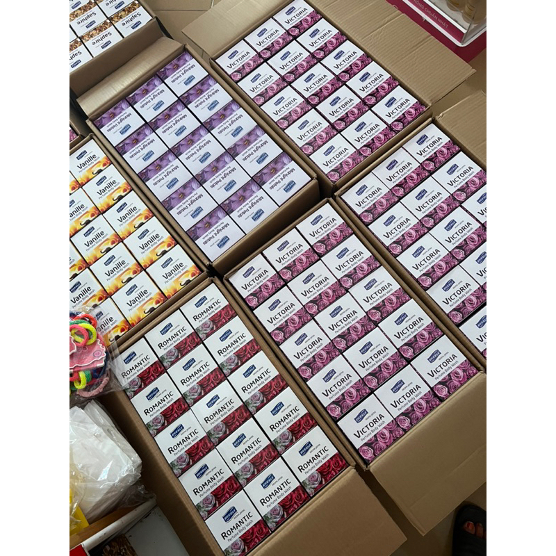 Combo sữa tắm dưỡng thể hương nước hoa Victoria chính hãng