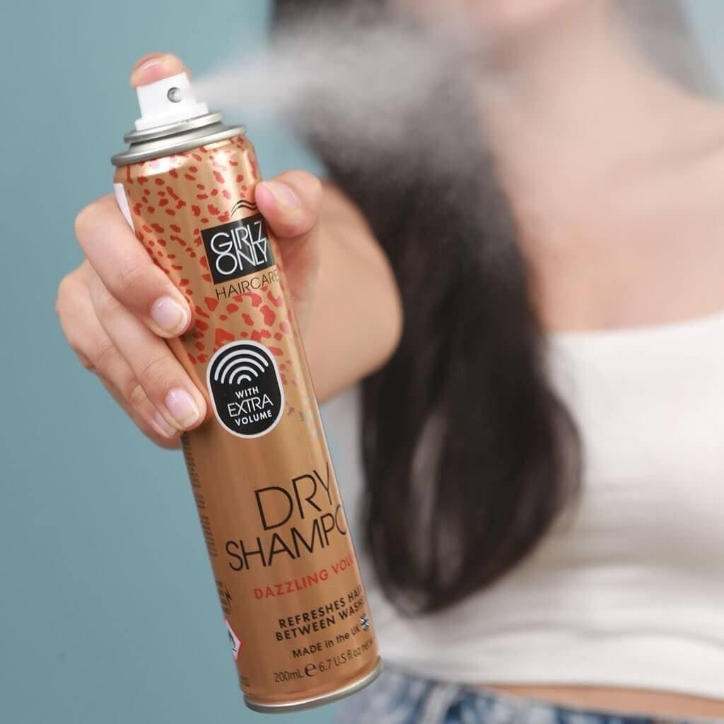 Bình xịt gội đầu khô GIRLZ ONLY Hair Care Dry Shampoo 200ml