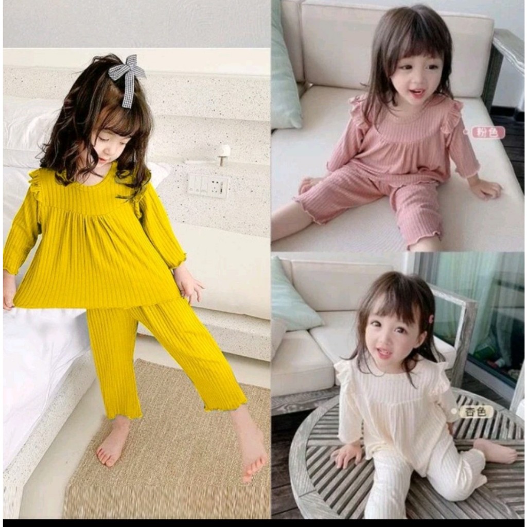 Đồ bộ dài tay em bé gái