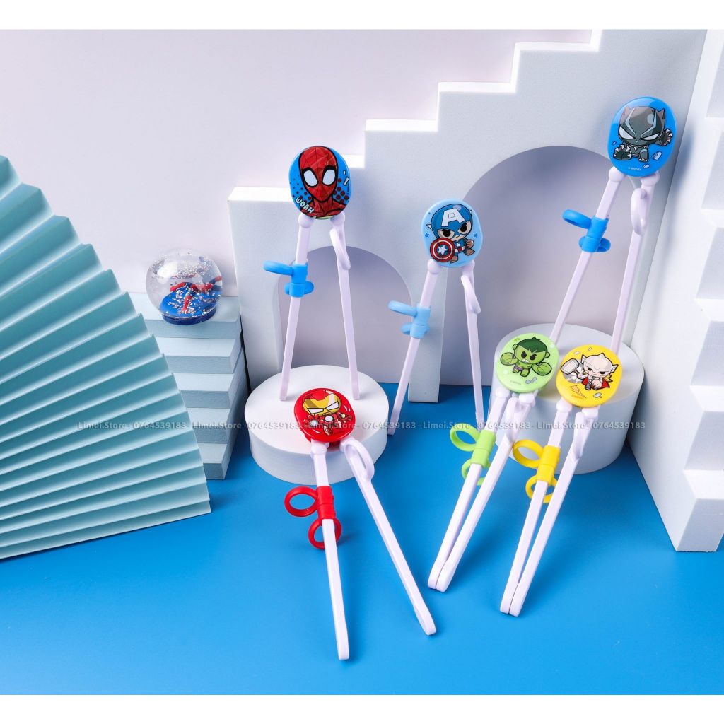 Đũa tập ăn đầu tròn cho bé trai in hình Avengers Spiderman Captain Hulk Thor Ironman siêu cool ngầu