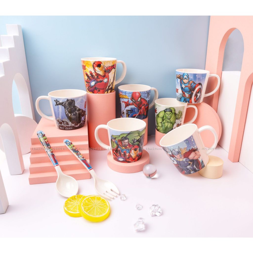 Ly cốc có quai cầm tay nhựa Menamine hình Avengers người nhện Spiderman Captain Ironman Hulk Thor cho bé