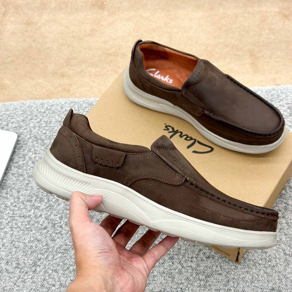 Giày Da Clark - 6235 Fullbox - Dáng Slip - on Da Nam - Da Thật - Lót Êm Ái - Đế Đàn Hồi Tốt - Sấu Vui Vẻ