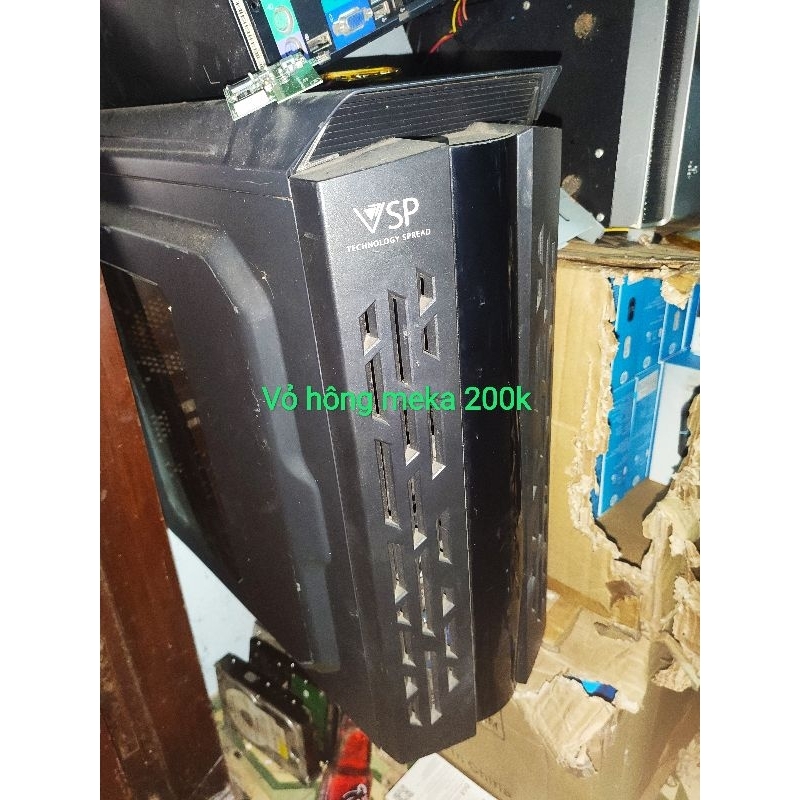 Vỏ thùng máy PC cũ rã văn phòng