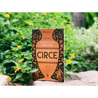 Sách - Circe (Tặng Kèm Postcard + Phụ lục) - NXB Kim Đồng