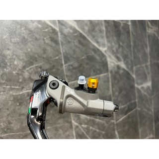 Núm chụp ốc gió cùm Brembo CNC