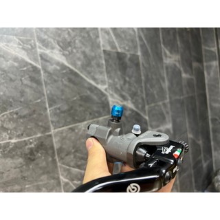 Núm chụp ốc gió cùm Brembo CNC