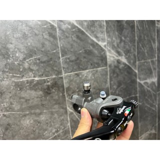 Núm chụp ốc gió cùm Brembo CNC
