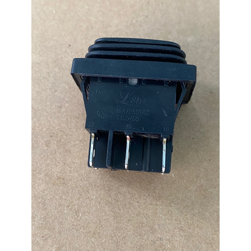 Công Tắc Bập Bênh Chống Nước KCD4 250VAC-16A 6P 3 Chế Độ