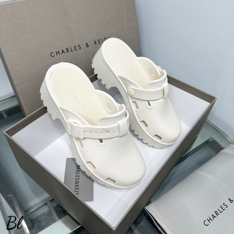 Sục CNK Kem Đen Full Size 35-39  -  By Anh Dinh Phuong