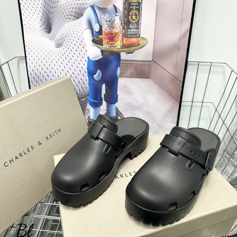 Sục CNK Kem Đen Full Size 35-39  -  By Anh Dinh Phuong