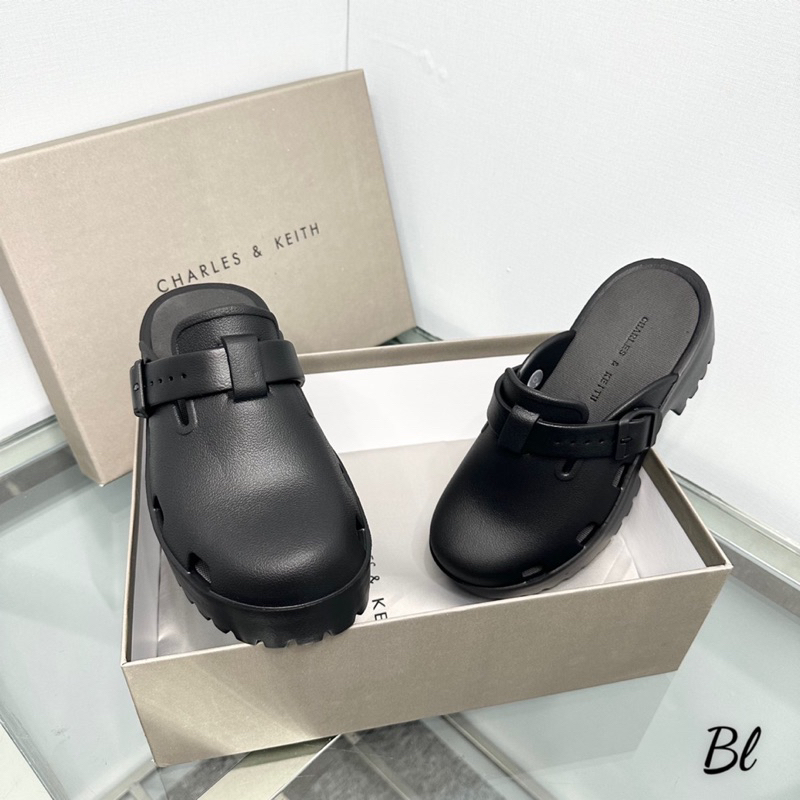 Sục CNK Kem Đen Full Size 35-39  -  By Anh Dinh Phuong