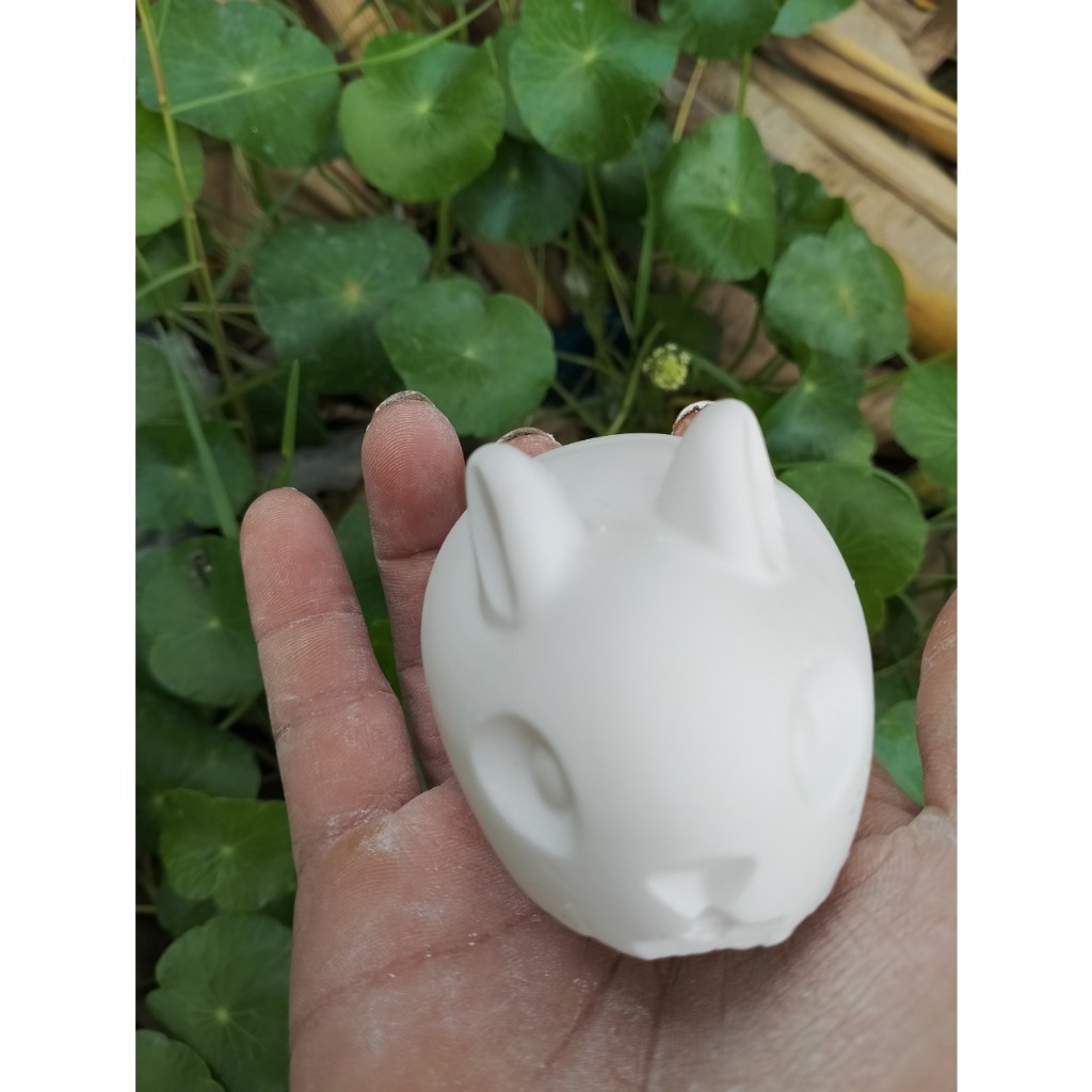 MÃ 01 - Tượng tô màu con thỏ nằm