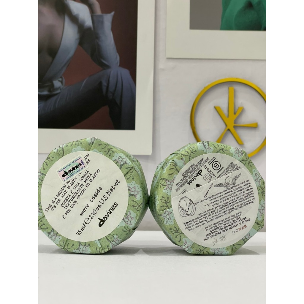 SÁP TẠO KIỂU TÓC CỨNG VỪA DAVINES HOLD FINISHING GUM 75G