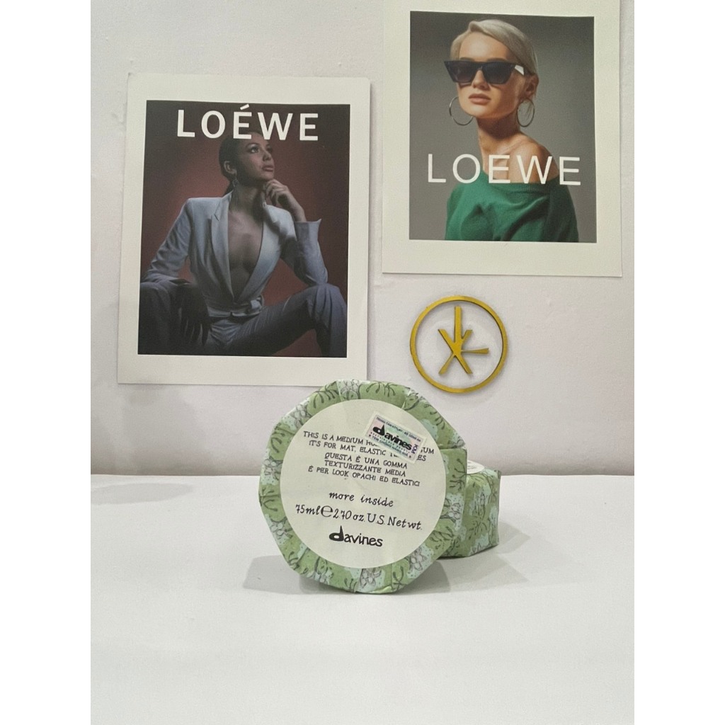 SÁP TẠO KIỂU TÓC CỨNG VỪA DAVINES HOLD FINISHING GUM 75G