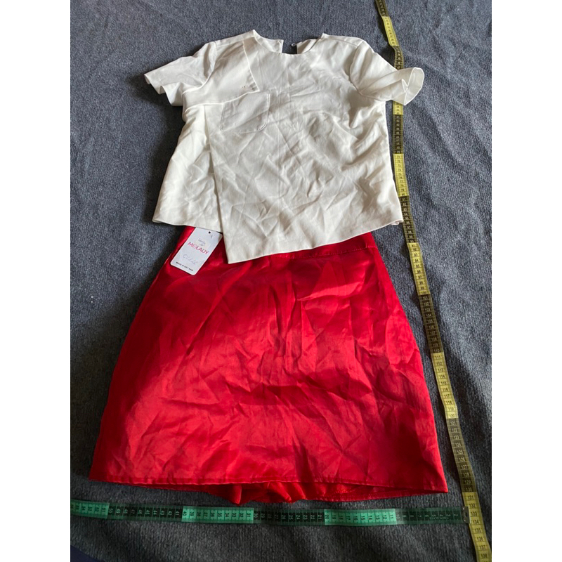 Set đầm đỏ và áo >57kg