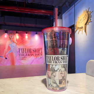 Ly nước taylor swift cgv