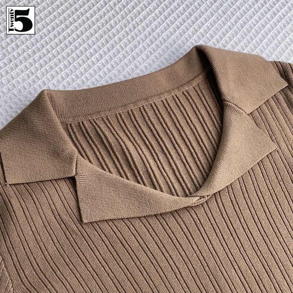 Áo len nữ Twentyfive dáng rộng vừa croptop cổ V bẻ vải gân dày đanh bo viền 5211