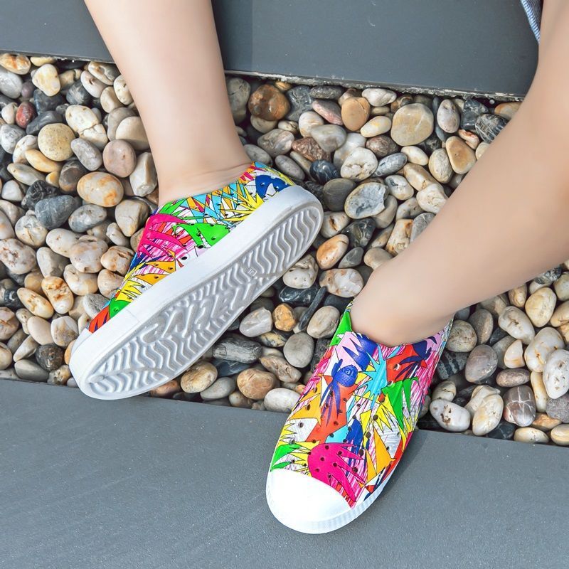 Giày WNC NATIVE trẻ em, giày siêu nhẹ đi học đi chơi đi mưa đi biển, xu hướng thời trang, tặng kèm ticker