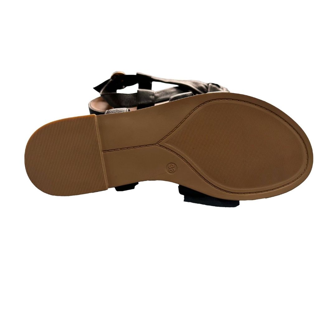 Sandals 5th Avenue genuine leather dành cho Nữ. Toàn thân da thật cực chất. Nhẹ nhàng, êm ái, chắc chắn.