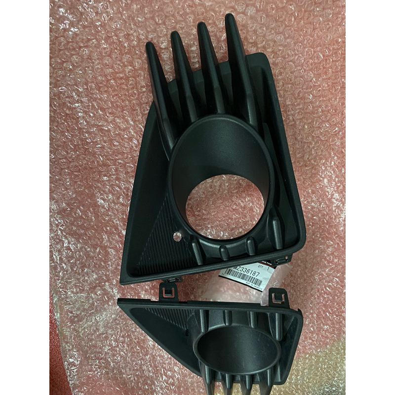 Ốp đèn gầm chính hãng Mitsubishi Attrage 2020-2023