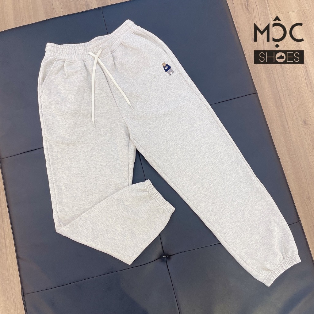 - QUẦN WHO.AU - NỈ WHO.AU STEVE HÌNH GẤU - XÁM TRẮNG - CODE: WHTMC4T31U