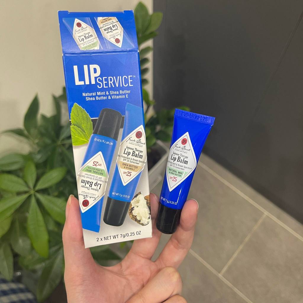 Son dưỡng có spf Jack Black Intense Therapy Lip Balm 7g