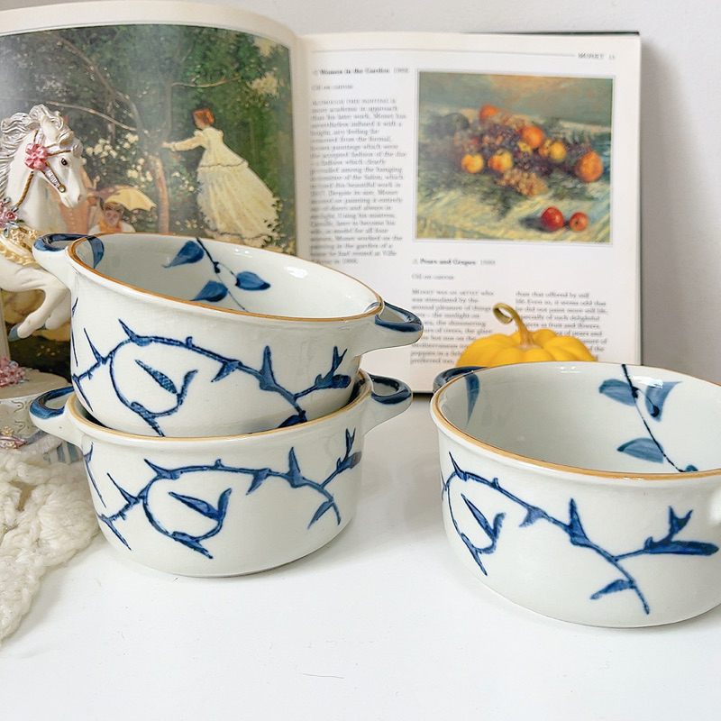 Thố hoa có quai vẽ tay