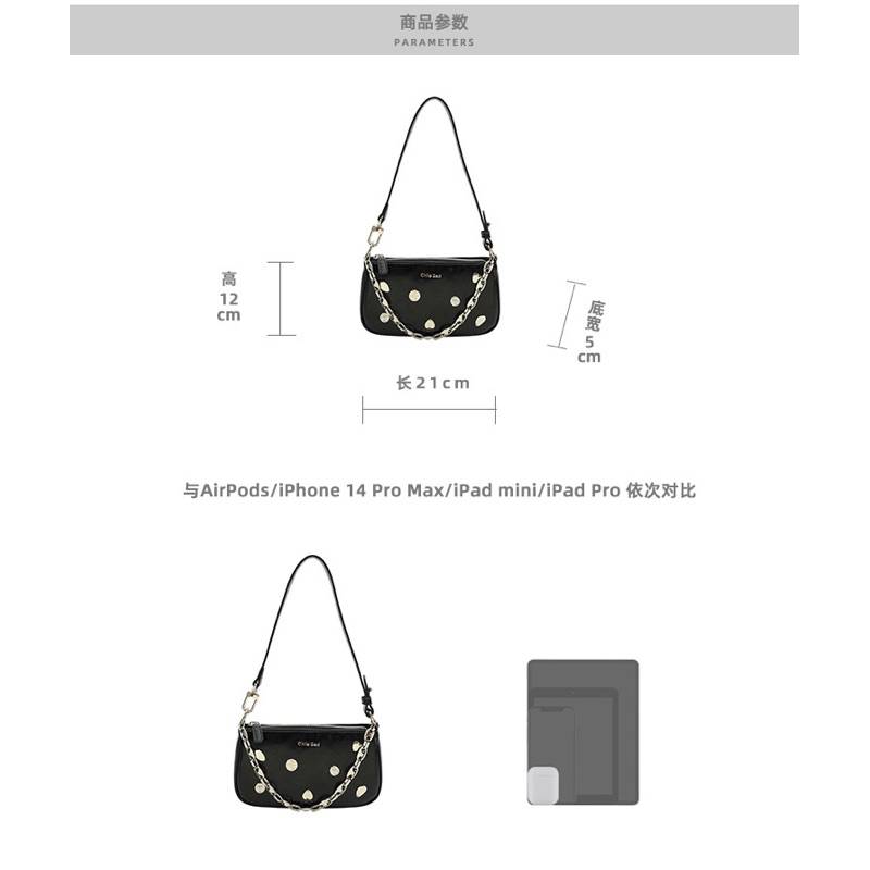 Túi 𝐂𝐡𝐢𝐨'𝟐𝐧𝐝 đính charm màu hồng