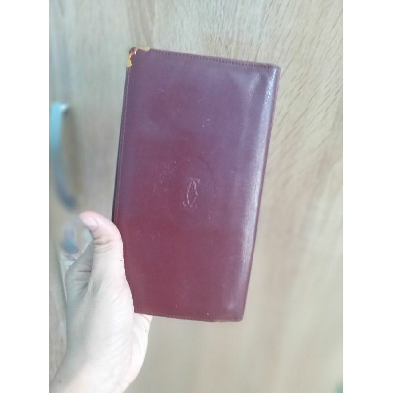 Ví lép Cartier. auth nước da ngoài hơi bạc