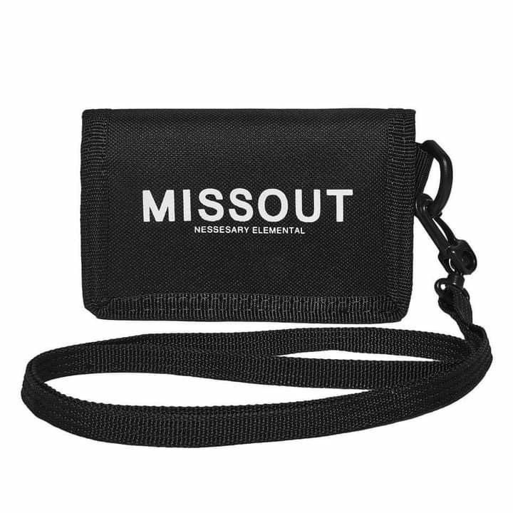 Ví Ngắn unisex Missout có dây đeo Cổ