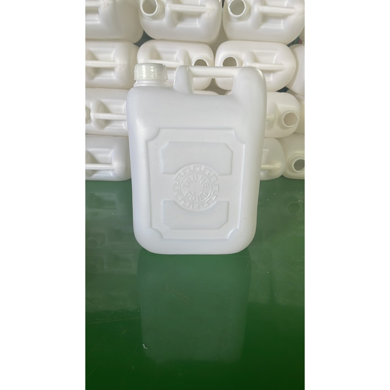 can nhựa 5lít (dày và đẹp)
