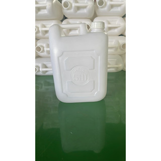can nhựa 5lít (dày và đẹp)