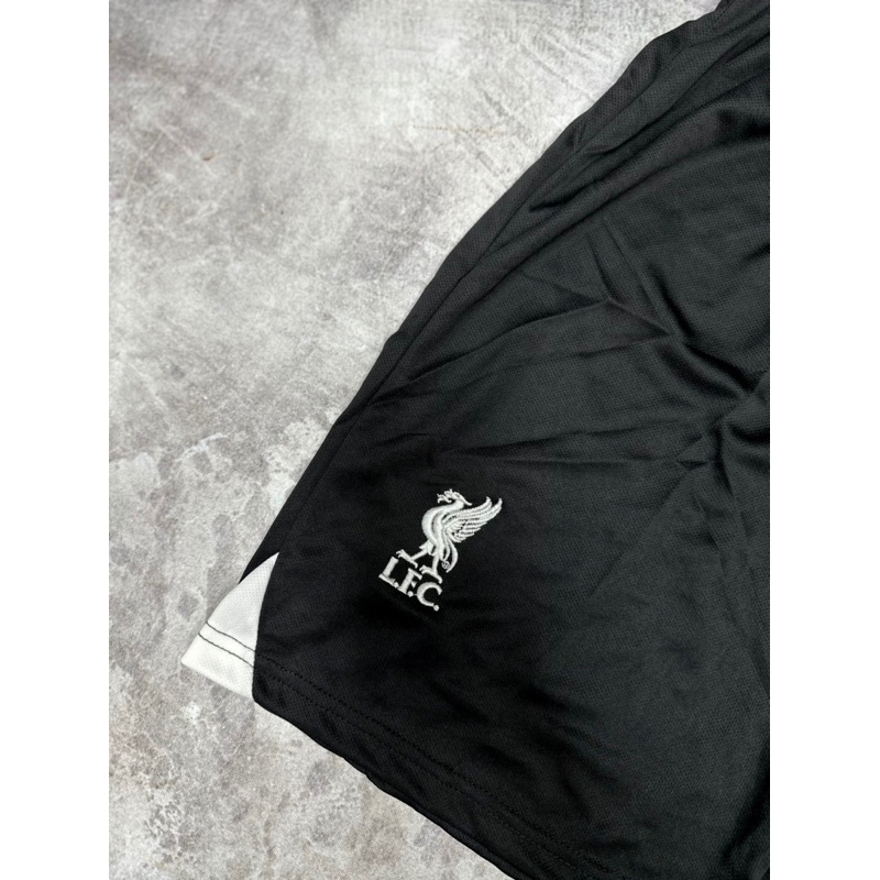 Quần đùi bóng đá vải thái clb Liverpool màu đen 2023 đủ size S m l xl xxl
