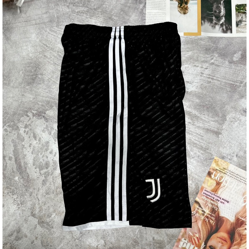 Quần đùi bóng đá vải thái clb Liverpool màu đen 2023 đủ size S m l xl xxl