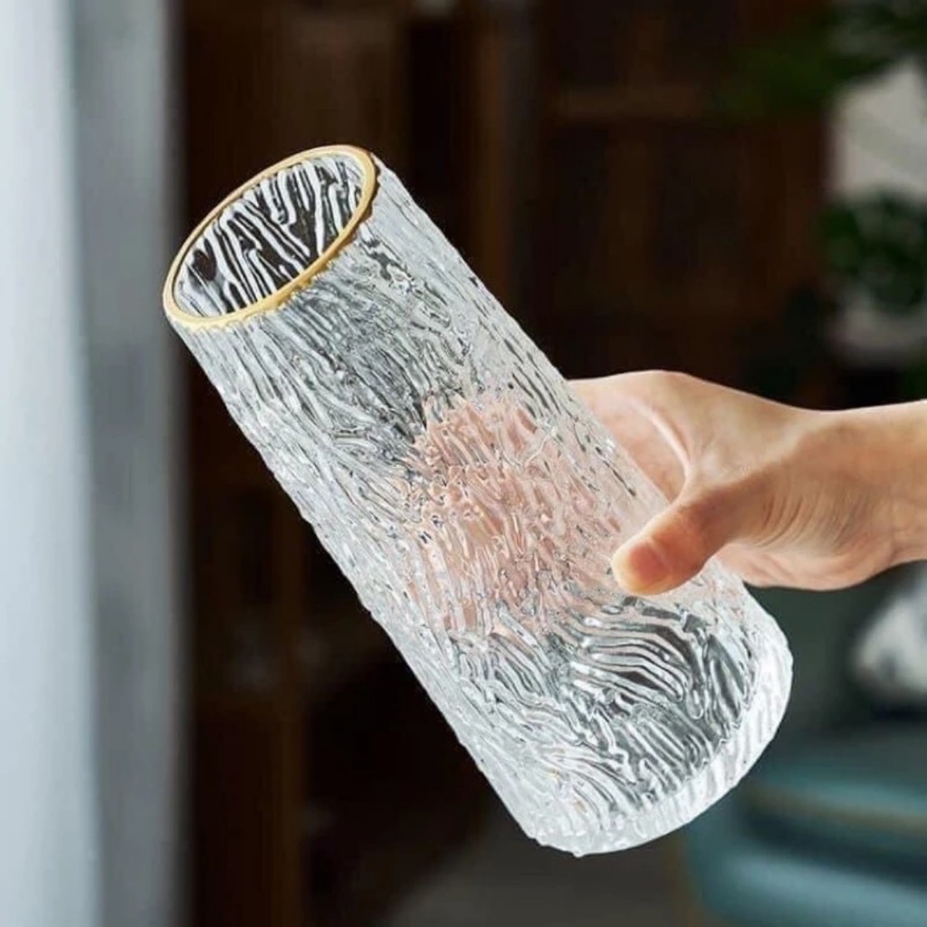 Lọ hoa thủy tinh decor, lọ hoa trắng cao viền vàng, dáng trụ vát cao 22cm, cắm hoa tươi, hoa khô, trang trí decor.