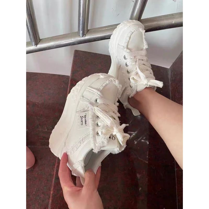 Giày thể thao đế độn 10cm