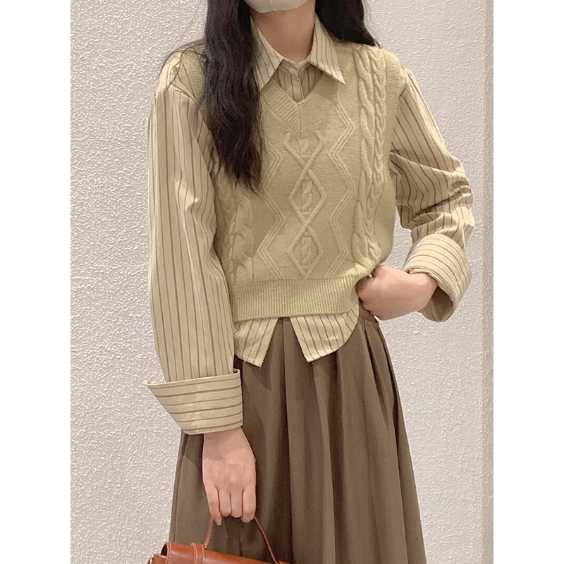 Set áo sơ mi + gile len phong cách retro vintage, sơ mi kẻ form basic