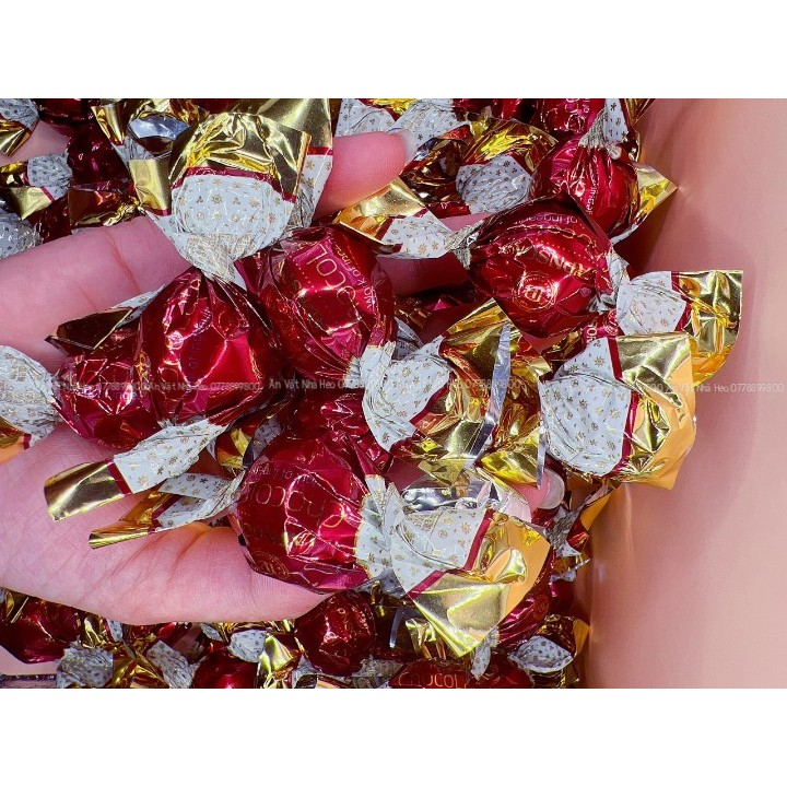 Kẹo Chocolate Xoắn Hai Đầu Đủ Màu Sắc Thơm Ngon