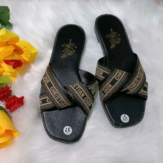 Dép lê nữ dây quấn di.or dễ thương thích hợp cho chị em dạo phố